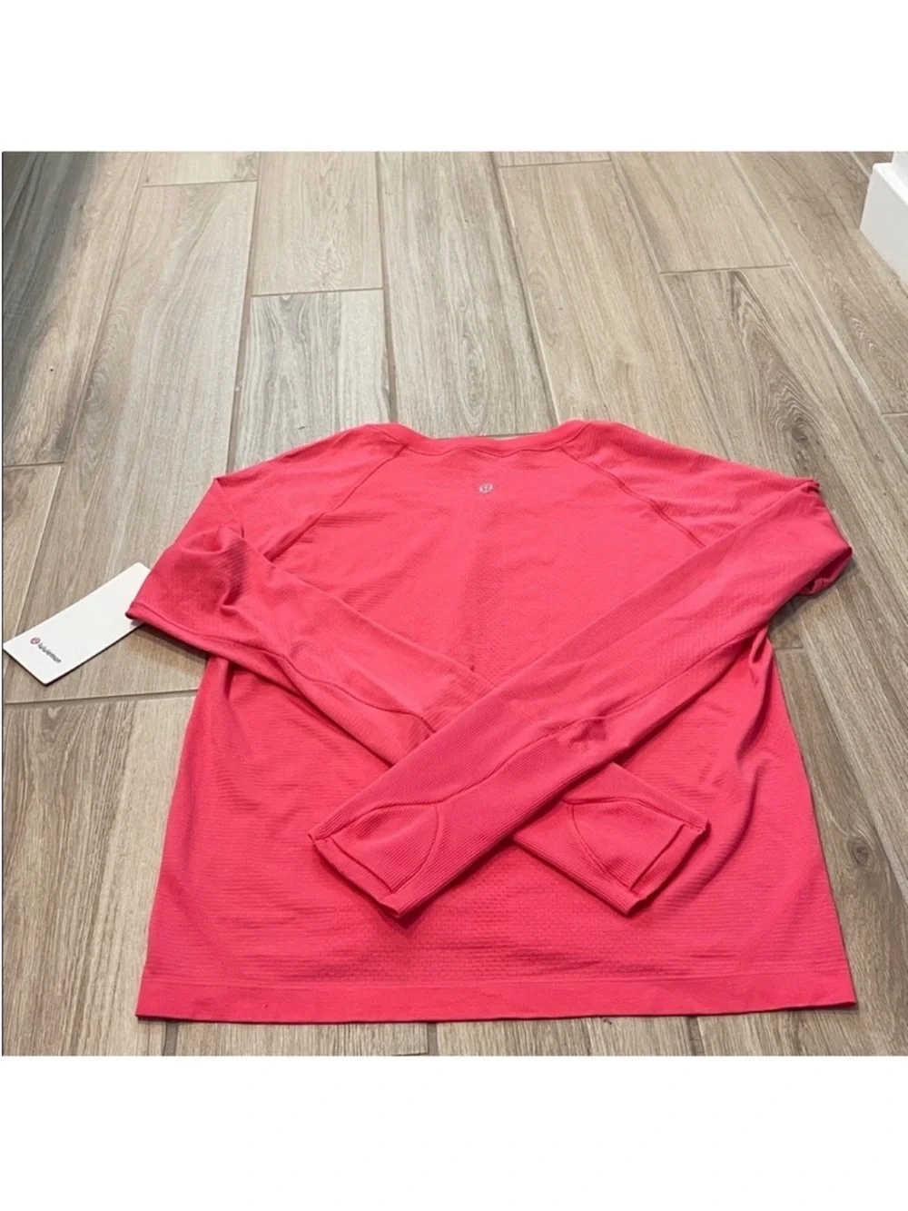 NWT Lululemon Swiftly Tech Long Sleeve Shirt 2.0 *Race Length Lip Gloss Sz 12